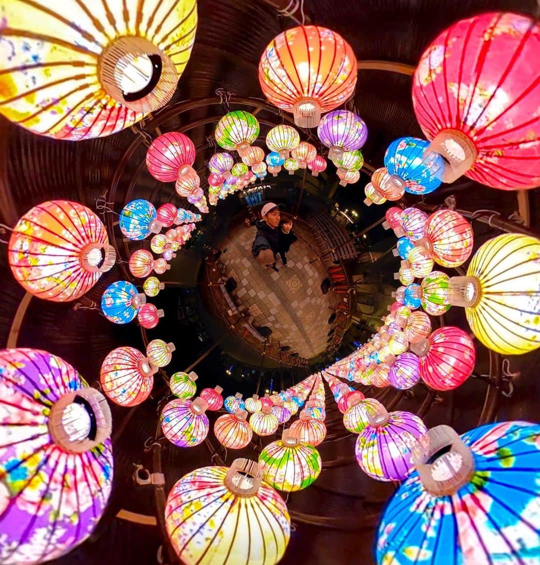 GoProさんのインスタグラム写真 - (GoProInstagram)「360度で幻想的な光のアートをキャプチャー ✨ #ひらかわイルミネーションプロムナード から @new_azamaru_shintan の一枚。 #GoProMAX で撮影。 ・ ・ ・ #GoPro #GoProJP #GoProのある生活 #青森 #平川 #旅」12月6日 18時48分 - goprojp