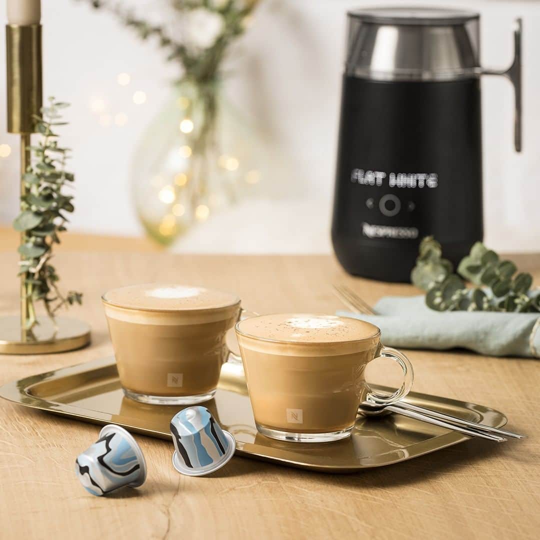Nespressoさんのインスタグラム写真 - (NespressoInstagram)「This Hazelnut Latte is set to become the highlight of this festive season. Discover the perfect balance of our new Limited Edition coffee 𝗡𝗼𝗿𝗱𝗶𝗰 𝗕𝗹𝗮𝗰𝗸 with milk in this indulgent recipe.  #Nespresso #NespresoRecipes #FeeltheWarmthWithin #Coffee #NespressoMoment」12月6日 19時00分 - nespresso