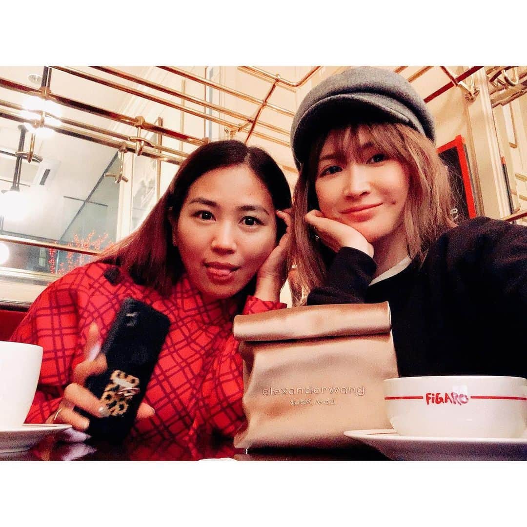 紗栄子さんのインスタグラム写真 - (紗栄子Instagram)「やっと会えたね @minmidesu 💘 お互いLAとロンドンに移ったから、前ほど会える頻度が少なくなった分、久しぶりの再会がとても嬉しくてあっという間に時間が過ぎて行きました🌹 #friend」12月6日 19時42分 - saekoofficial