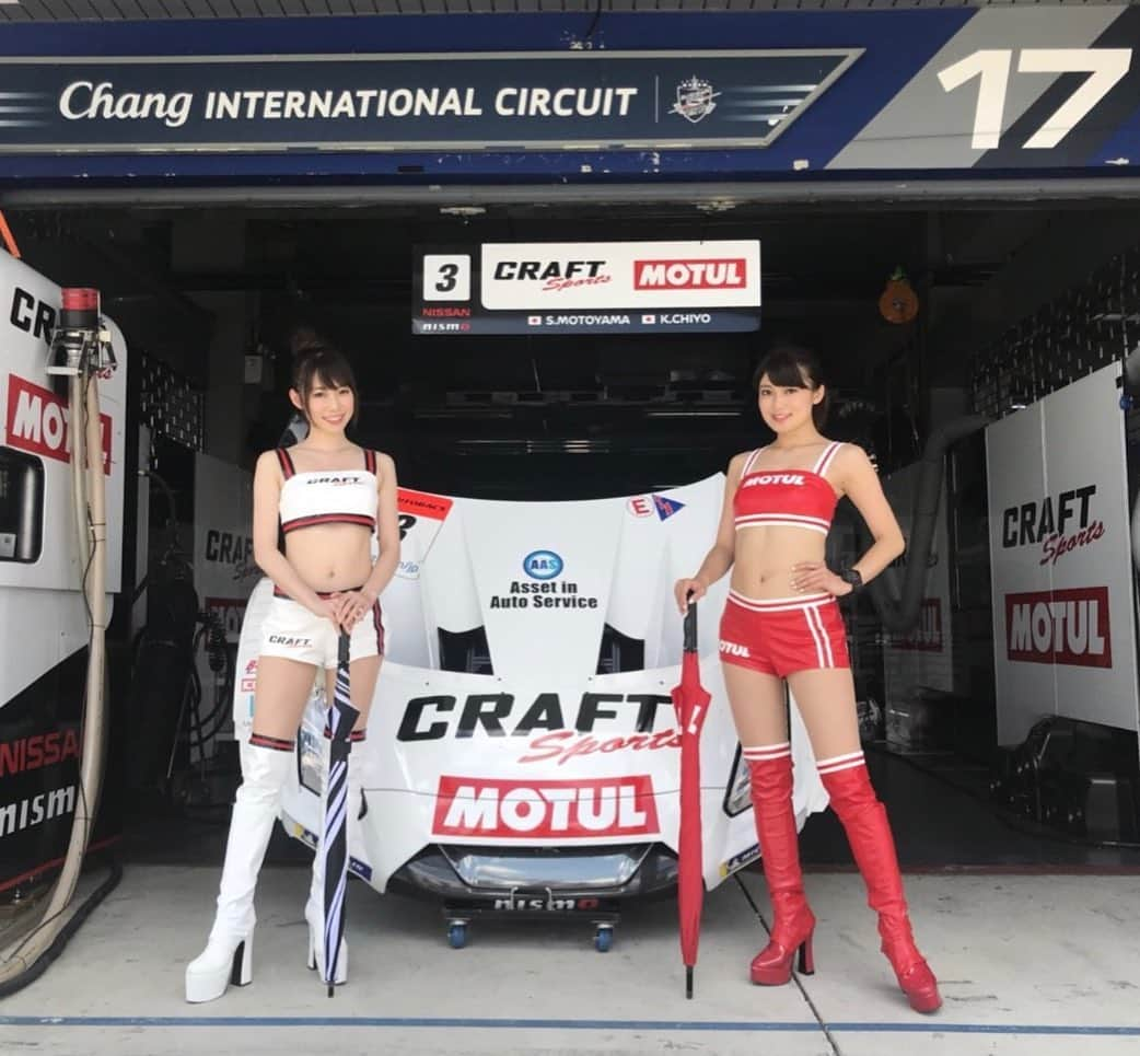 辻井美香さんのインスタグラム写真 - (辻井美香Instagram)「The memories of 2018 season❤️ #supergt #sgt #supergt2018 #memories #motorsport #circuit #motul #NISSAN #NISMO #racequeen #gridgirls #gtr #motorsportphotography」12月6日 19時54分 - tsujii_yoshika