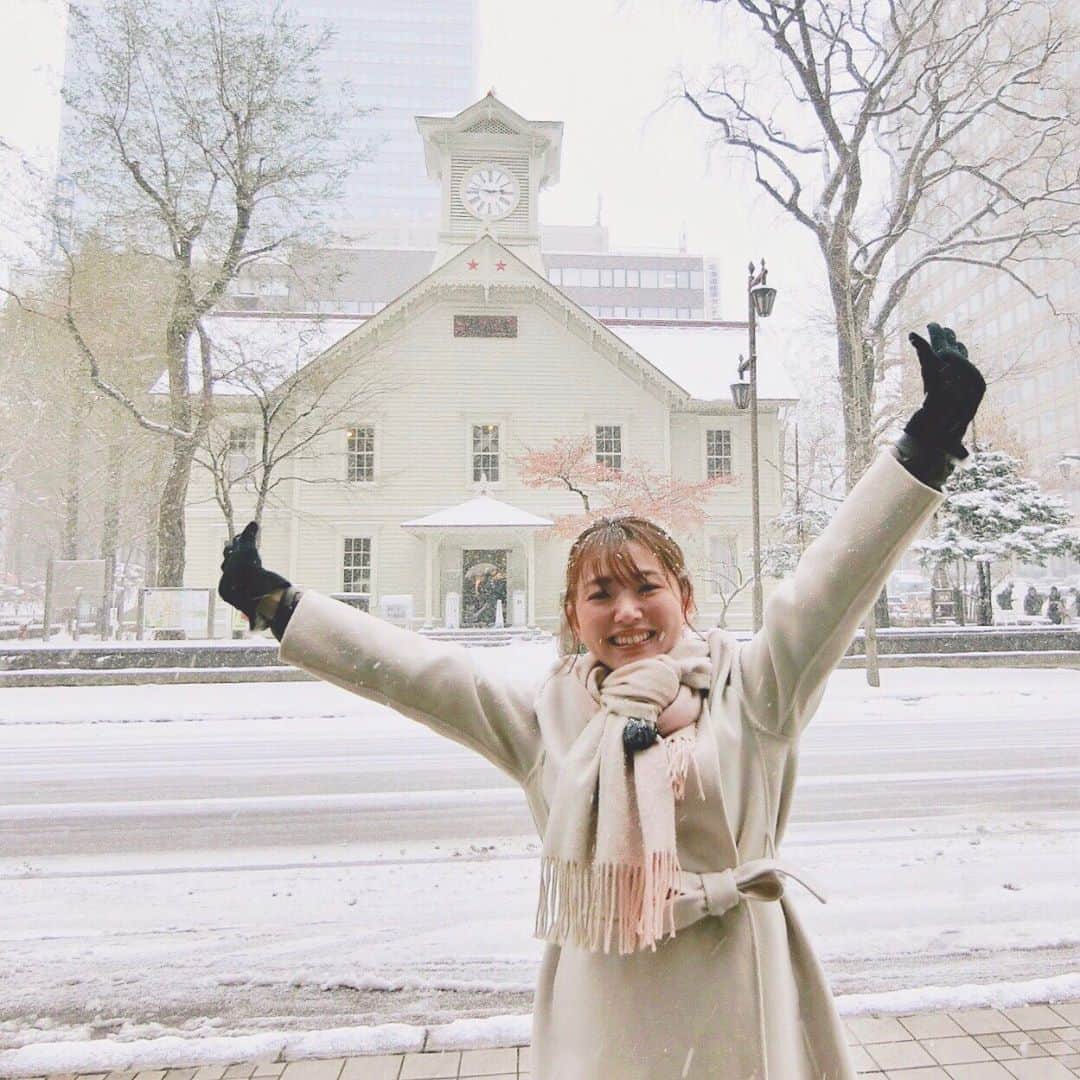のインスタグラム：「*﻿ ﻿ 北海道~~☃️❅꙳﻿ 先日ロケで札幌に行ってきました！﻿ ﻿ 毎日、最高気温が氷点下。﻿ 北陸も寒いけど、﻿ 北の大地の冬は芯から冷えた❄️﻿ きんかんなまなま！(金沢弁)﻿ ﻿ 仕事の合間に美味しいもの食べて﻿ 満喫してきました〜✌︎💕﻿ ﻿ この様子は来年の3月に放送予定です♩﻿ ﻿ ________________________________________ #石川テレビ #旅したがーる #ロケ #北海道 #札幌 #札幌時計台 #sapporo」