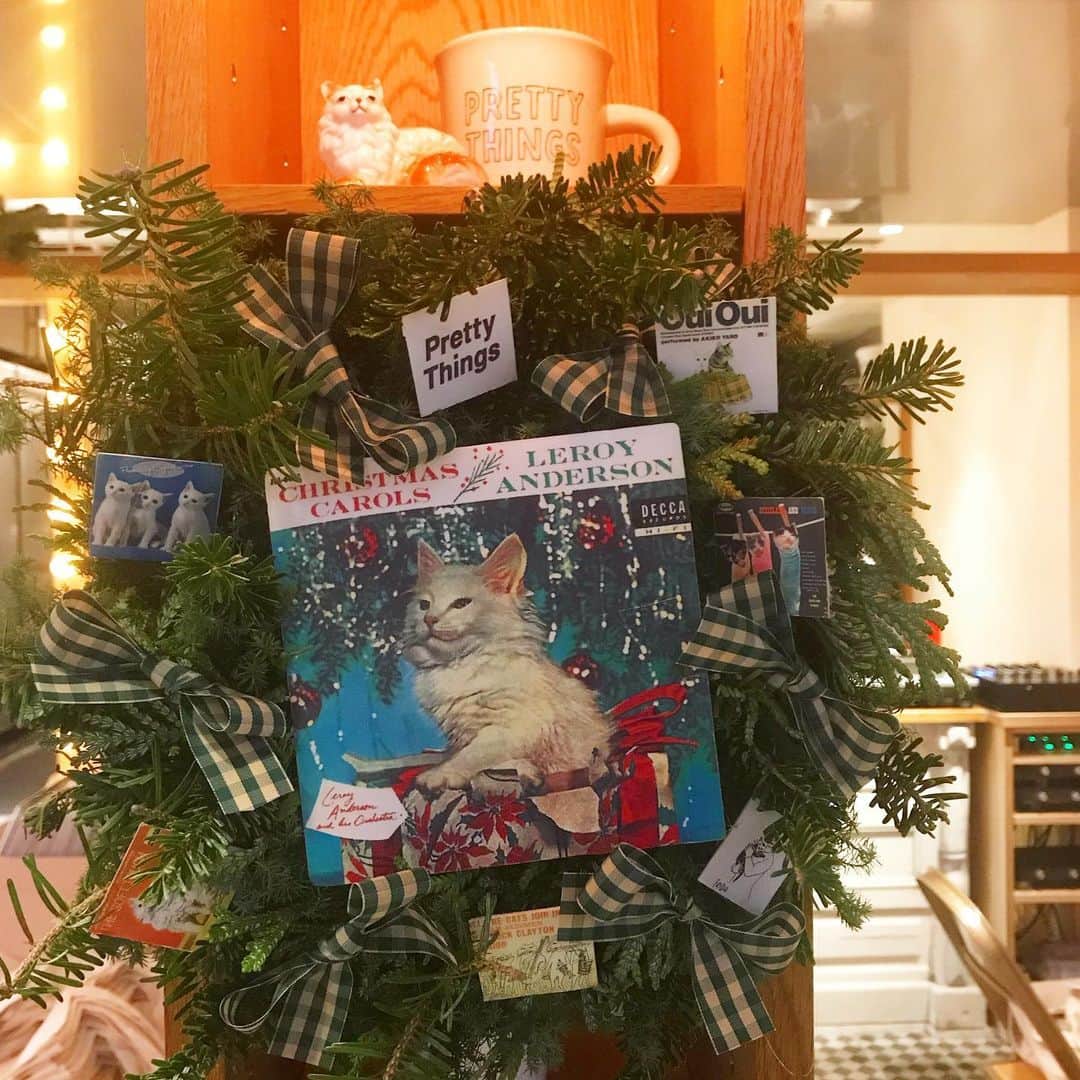 のインスタグラム：「猫レコリース  @prettythingscoffee @lotus_omotesando」