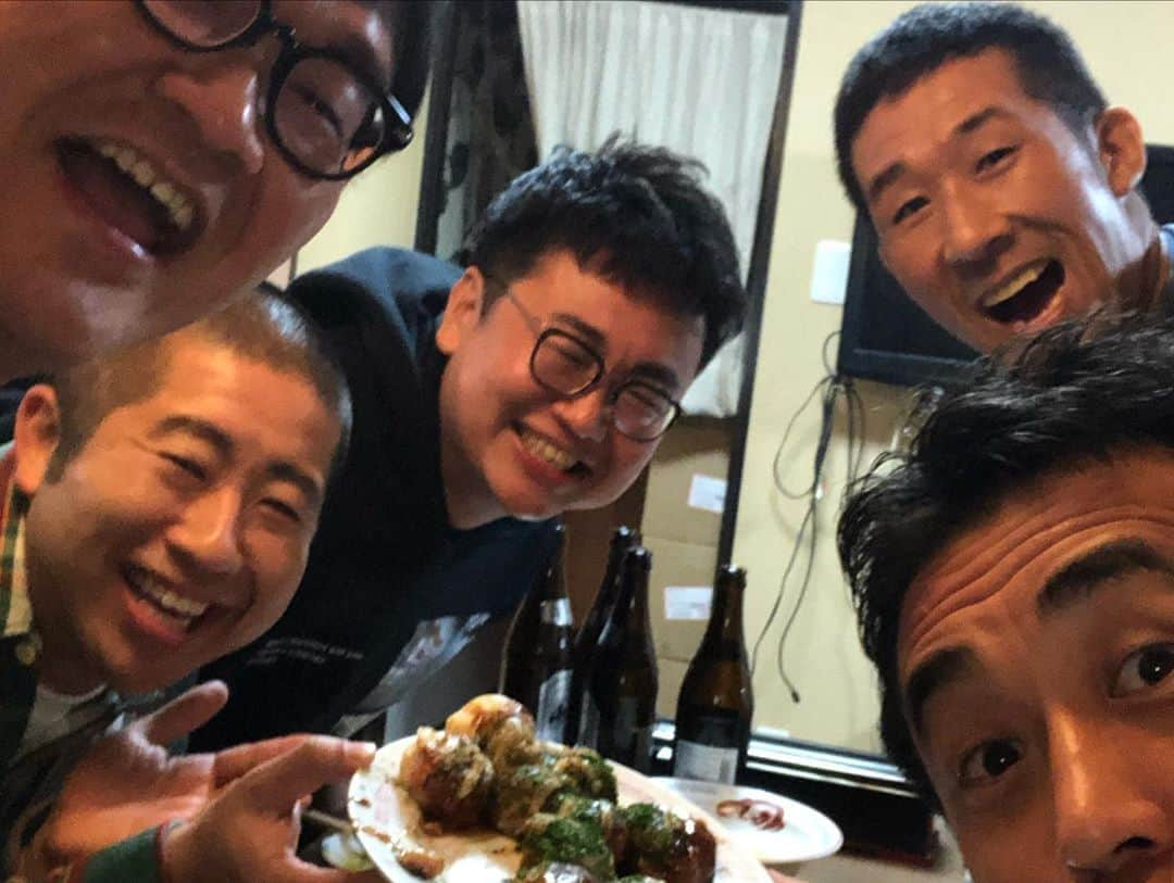 石田靖さんのインスタグラム写真 - (石田靖Instagram)「ABC⑥『探偵ナイトスクープ』 松本探偵局として3回目の収録❗️ これ解決してる⁉️って依頼から聞いて欲しいだけの依頼まで😆OAお楽しみに〜 #探偵ナイトスクープ #松本探偵局 #松本局長 #勝俣顧問 #2枚目の写真 #探偵の食事会 #一期一笑  #石田靖」12月6日 21時26分 - yasulog