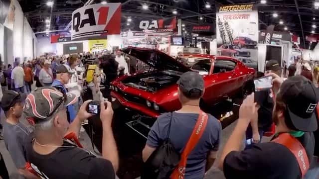 ファンクマスター・フレックスのインスタグラム：「FunkFlex #68chevelle !!!!!@hotchkis @toyotires @meguiars @pypesexhaust @originalpartsgroupinc @forgeline @basfrefinish @baer_brakes @gillininteriors 📷: @uvmedia7 via: @sixtwelveautoworx」