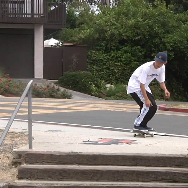 白井空良のインスタグラム：「#tbt 🇺🇸🍕 🎥by @devinlopezz」