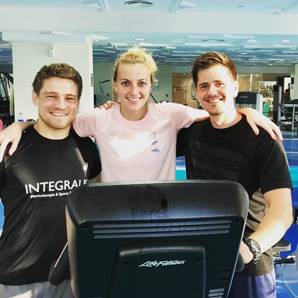 PetraKvitovaさんのインスタグラム写真 - (PetraKvitovaInstagram)「Welcome to the new look team Petra! I am excited to be working with not one but two new physical trainers in Ivan Trebaticky and Florian Zitzelsberger (also physiotherapist). I can’t wait to get started and hope they don’t gang up on me 🤣」12月7日 0時01分 - petra.kvitova