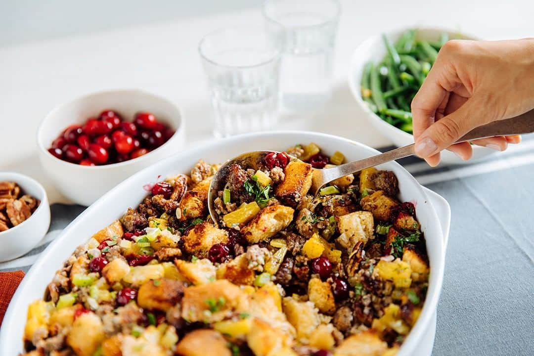 Dole Packaged Foods（ドール）のインスタグラム：「Put a spin on your stuffing this year and try our Pineapple Sausage Stuffing. The sweet and savory flavors make it a great side to any table this holiday season.」
