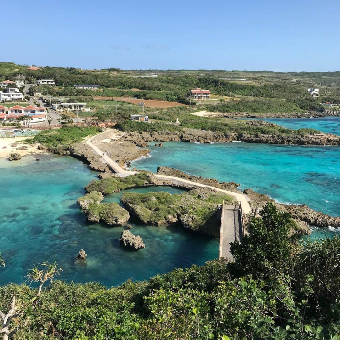 ベンチャーリパブリックのインスタグラム：「社員旅行 宮古島 弾丸一泊二日のVR魂🎶  #ベンチャーリパブリック #西麻布 #社員旅行 #宮古島 #venturerepublic #nishiazabu #companytrip #miyakojima」