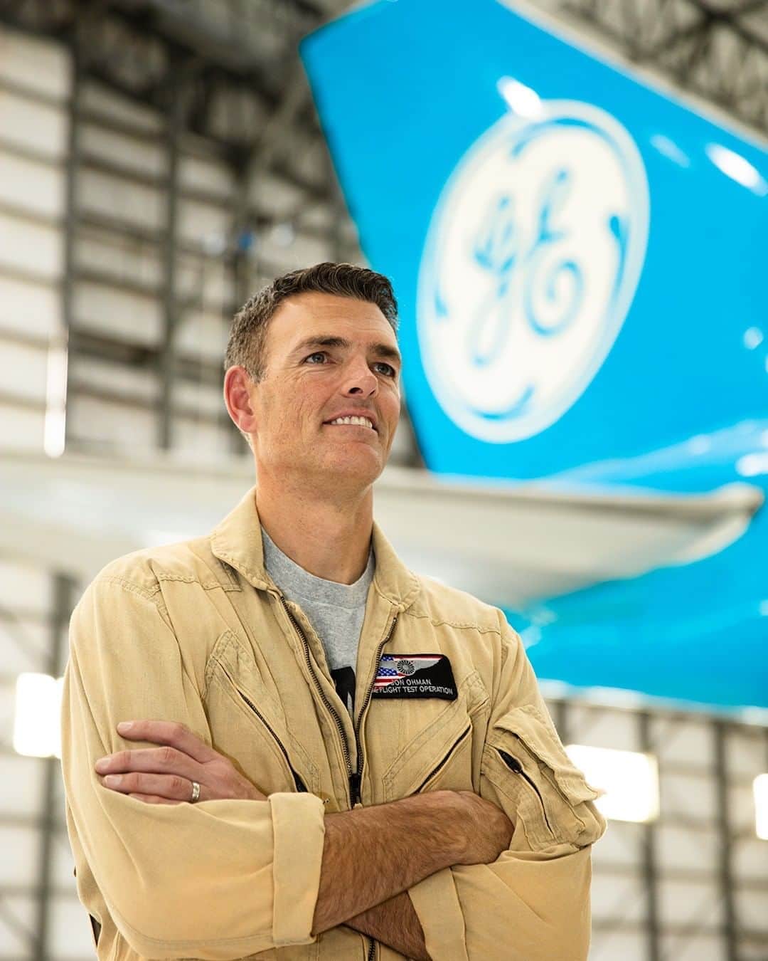 GeneralElectricのインスタグラム：「I'm Jon Ohman, chief test pilot for @geaviation. Today, I'm taking over our Instagram to give you a behind-the-scenes look at how we run in-air and on-wing tests for our GE9X engine. So if you want some awesome aviation content featuring the largest, most powerful jet engine in the world, you’ve come to the right place. #aviation #flying #avgeek #engineer #testing #Marines」