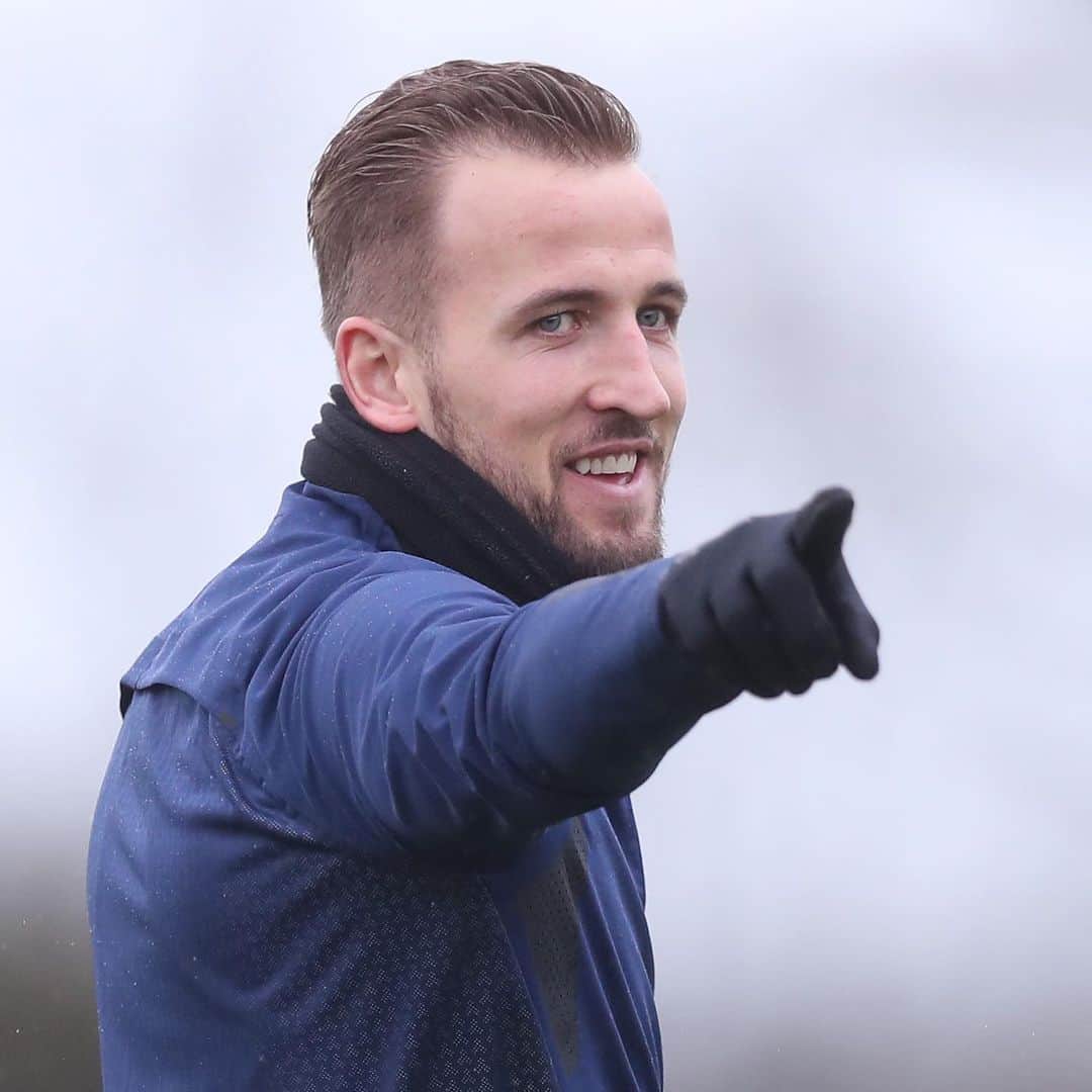 ハリー・ケインのインスタグラム：「Important game at home tomorrow to get back on track! #COYS」