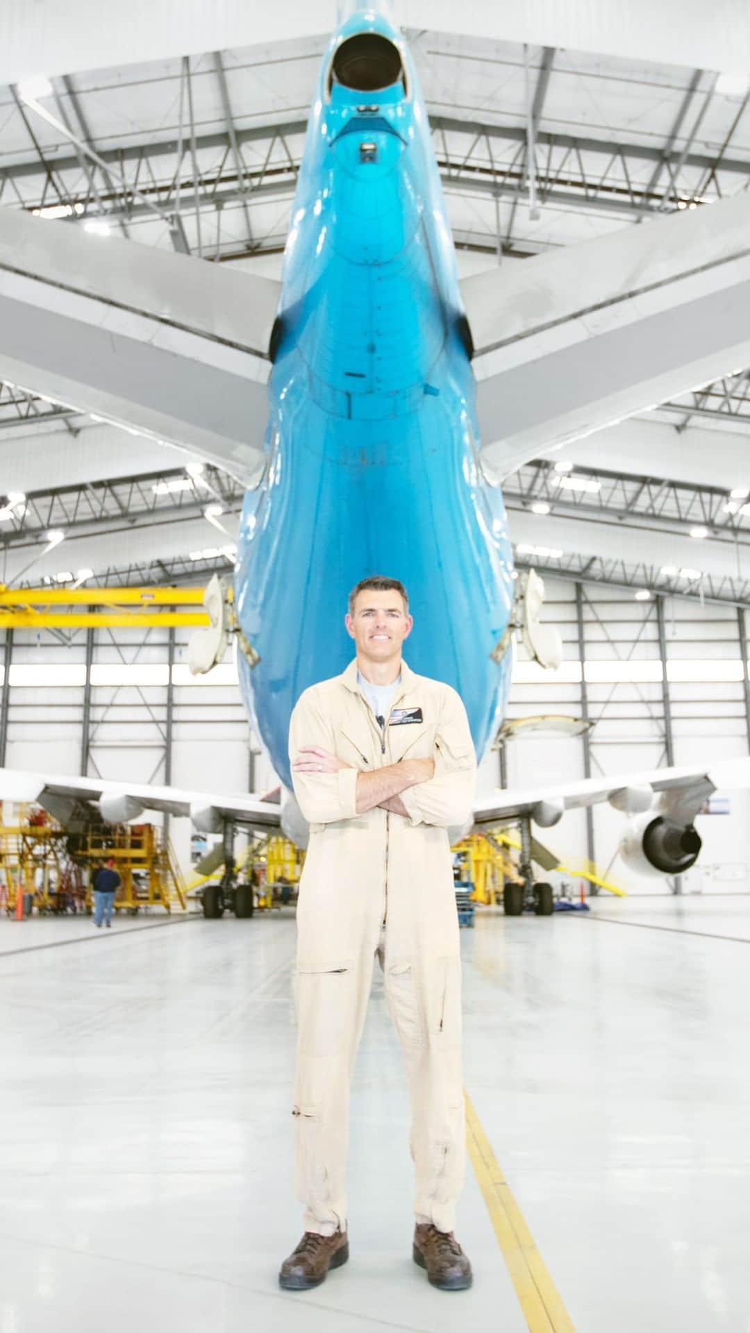 GeneralElectricのインスタグラム：「I’m Jon Ohman, Chief Flight Test Pilot at @geaviation. Recently, my team and I took the world to work and showed how we prepare and launch test flights for our new engine, the GE9X.  If you missed it, not a problem. You can view our story right here.」