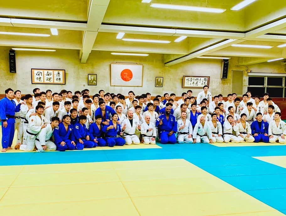 テディ・リネールさんのインスタグラム写真 - (テディ・リネールInstagram)「🔚 Dernier entraînement à l’Université de Kokushikan ! On est toujours bien accueilli sur les terres du Judo : Respect, humilité et combattants exemplaires. Arigato 🙏🏾 #Tokyo2020」12月7日 1時59分 - teddyriner