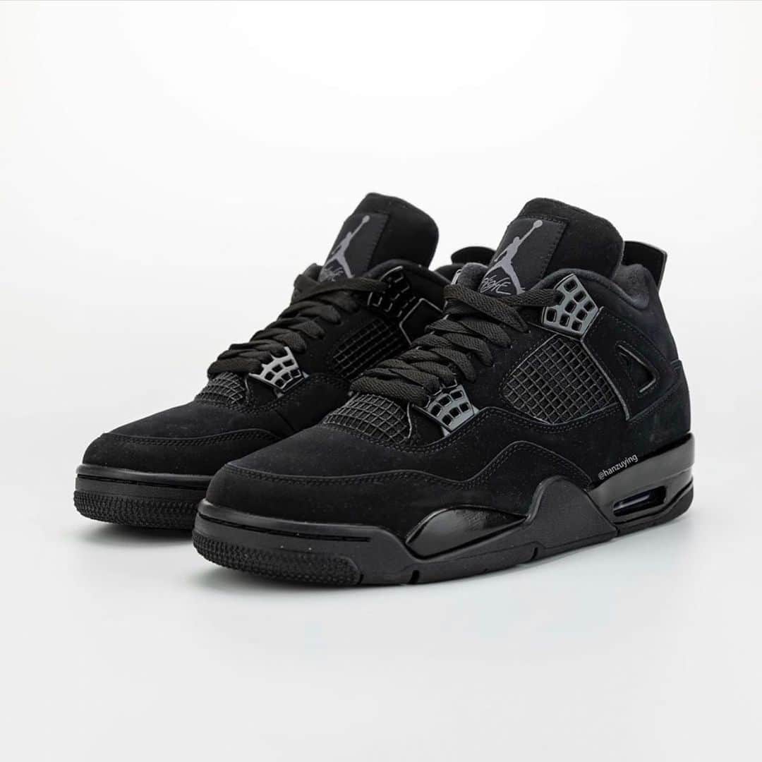 Sneakgalleryさんのインスタグラム写真 - (SneakgalleryInstagram)「First Look at the #AirJordan 4 “Black Cat” releasing February #2020 🐾」12月7日 2時58分 - sneakgallery