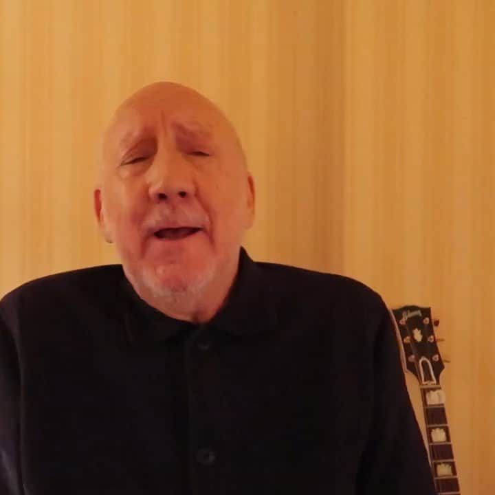 ピート・タウンゼントのインスタグラム：「Afternoon tea with Pete. #officialthewho」