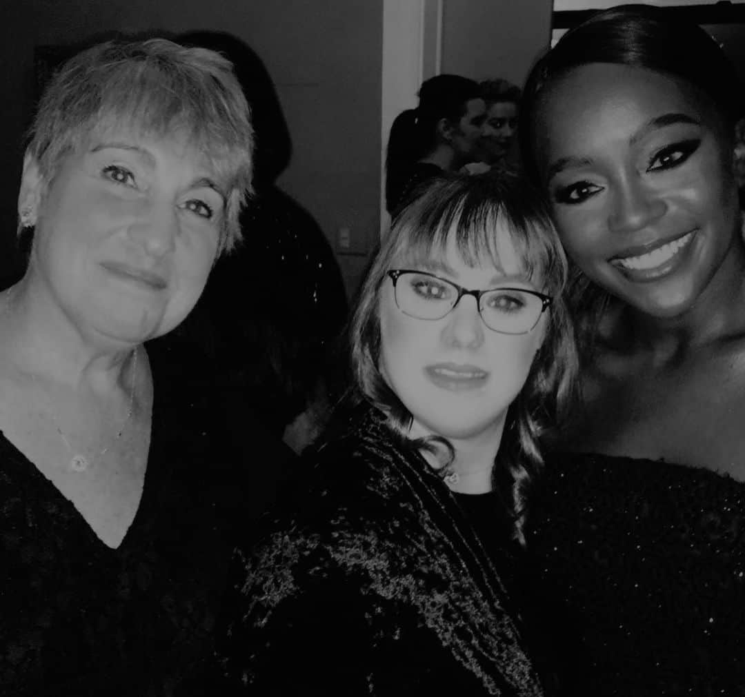 アジャ・ナオミ・キングさんのインスタグラム写真 - (アジャ・ナオミ・キングInstagram)「So grateful to have met this incredible and inspiring woman. Thank you @brittanysbaskets for your heart and spirit and congratulations on being the L’Oréal Paris National #WomenofWorth Honoree!!!!!! 😍😍😍😍 ... The first words most parents hear in response to the birth of a child with Down syndrome are “I’m sorry.” And there are about 6,000 babies born with Down syndrome in the U.S. each year who will have to contend with their worth being challenged. Challenged by those who take little time to understand that people with down syndrome might experience the world in a different way, but their experiences are no less beautiful than your own. Thirty years ago, Brittany Schiavone was one such baby. And this baby girl grew up in a loving family that never underestimated her. Determined to share the love she experienced from her family with others, Brittany created Brittany’s Baskets of Hope with the mission of spreading hope and resources to families of children with down syndrome, by delivering baskets of handmade baby items and resources to help them on their journey. Through her work, Brittany is empowering an often-overlooked community, reminding us that we’re all worth it. Most importantly, she reminds us to never underestimate the life-changing power of kindness and love. I’m so inspired by Brittany’s powerful story, and the time and love she shares with others not only makes her a great woman of worth but also an exceptional human being. Brittany highlights the importance of embracing and loving one another – exactly as we are! @lorealmakeup」12月7日 3時59分 - ajanaomi_king