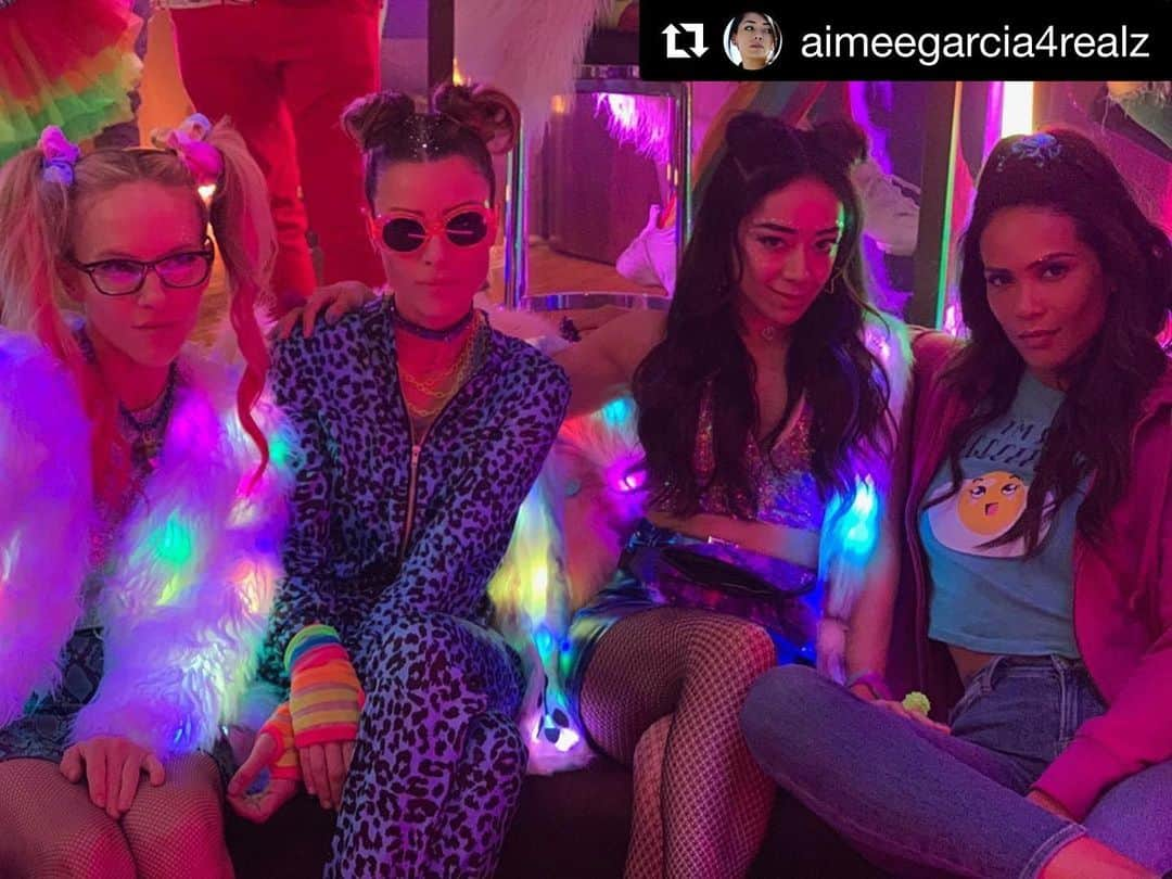 リチャード・スペイト Jrさんのインスタグラム写真 - (リチャード・スペイト JrInstagram)「Hey! I directed this @lucifernetflix episode!  #Repost @aimeegarcia4realz with @get_repost ・・・ Sneak peek LADIES NIGHT Part 3!!! #LuciferSeason5 #Lucifer💄💅🏽🥃 @laurengerman @lesleyannbrandt @rachaeleharris Thx @tvline @mitovich for photo credit 📸🤗」12月7日 5時35分 - dicksp8jr