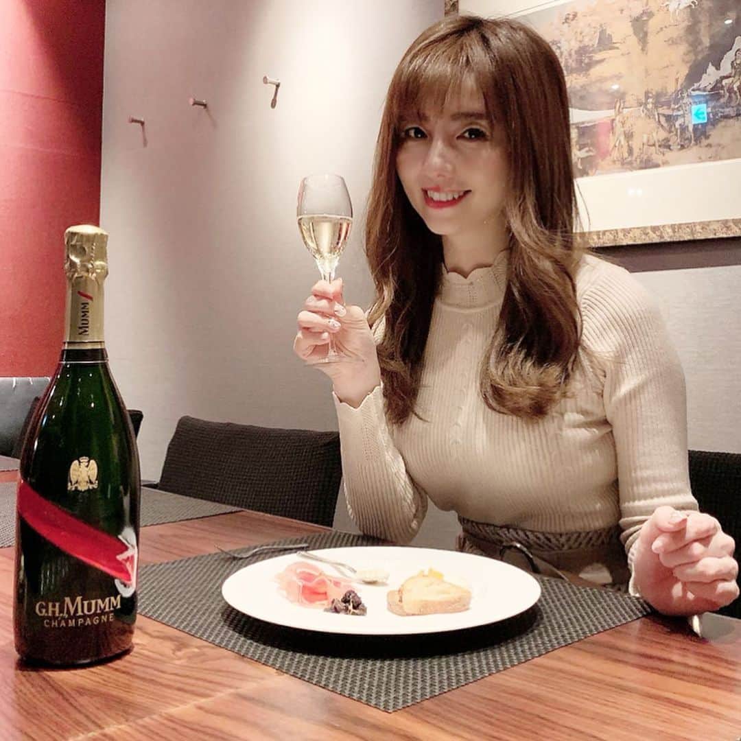 早川愛のグルメインスタ