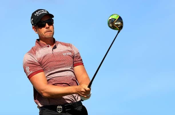 ヘンリク・ステンソンのインスタグラム：「Game face on. Looking forward to tomorrow! #pgatour @tgrliveevents」