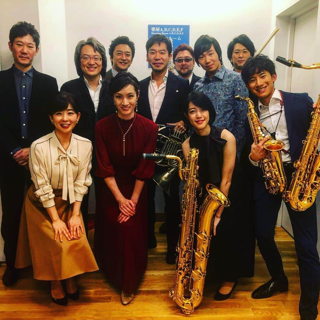 石丸幹二さんのインスタグラム写真 - (石丸幹二Instagram)「#題名のない音楽会  フィギュアスケートの音楽会2019 ご好評にお応えして　今年もお届けします！この企画。#羽生結弦 #紀平梨花 #宇野昌磨 #坂本花織 選手の演技に生演奏。歌声には #サックス 風の音には　#ウィンドマシーン を組み合わせてます！  #荒川静香 #鈴木優人 #大宮臨太郎 #上野耕平 #阪田知樹 #小湊昭尚 #西谷牧人 #F.S.スペシャルオーケストラ #松尾由美子アナ  #石丸幹二」12月7日 16時34分 - team_kanji_ishimaru