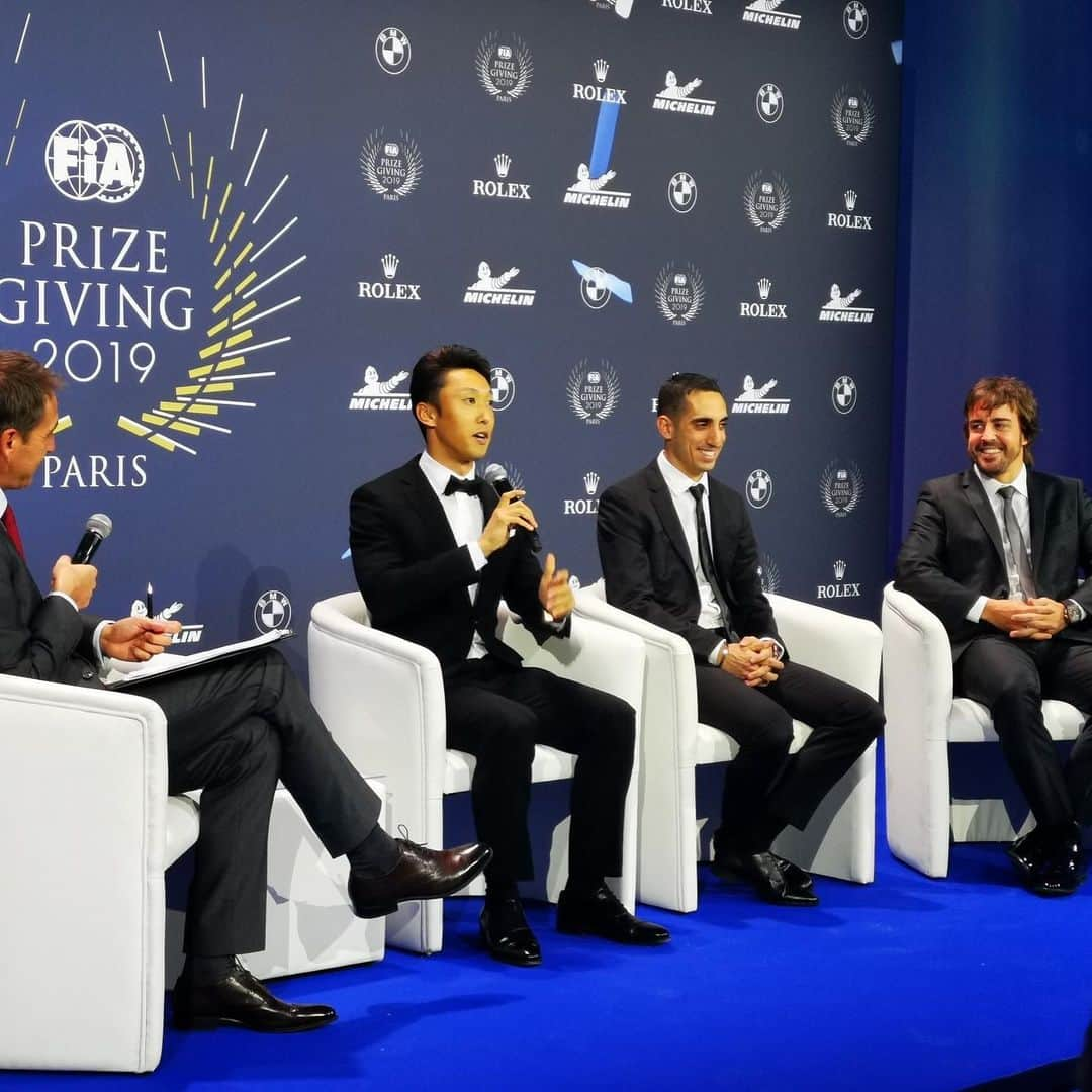 フェルナンド・アロンソさんのインスタグラム写真 - (フェルナンド・アロンソInstagram)「FIA prize giving 2019. Toyota Gazoo Racing. Super Season 2018-2019. ✊️ @fia.official @fiawec_official @toyotamotorsportgmbh」12月7日 16時37分 - fernandoalo_oficial