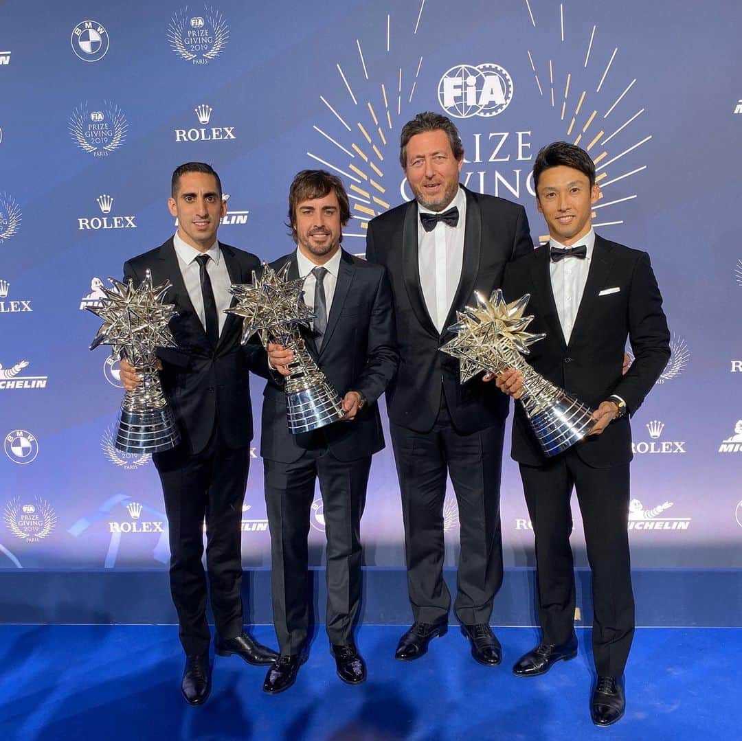 フェルナンド・アロンソさんのインスタグラム写真 - (フェルナンド・アロンソInstagram)「FIA prize giving 2019. Toyota Gazoo Racing. Super Season 2018-2019. ✊️ @fia.official @fiawec_official @toyotamotorsportgmbh」12月7日 16時37分 - fernandoalo_oficial