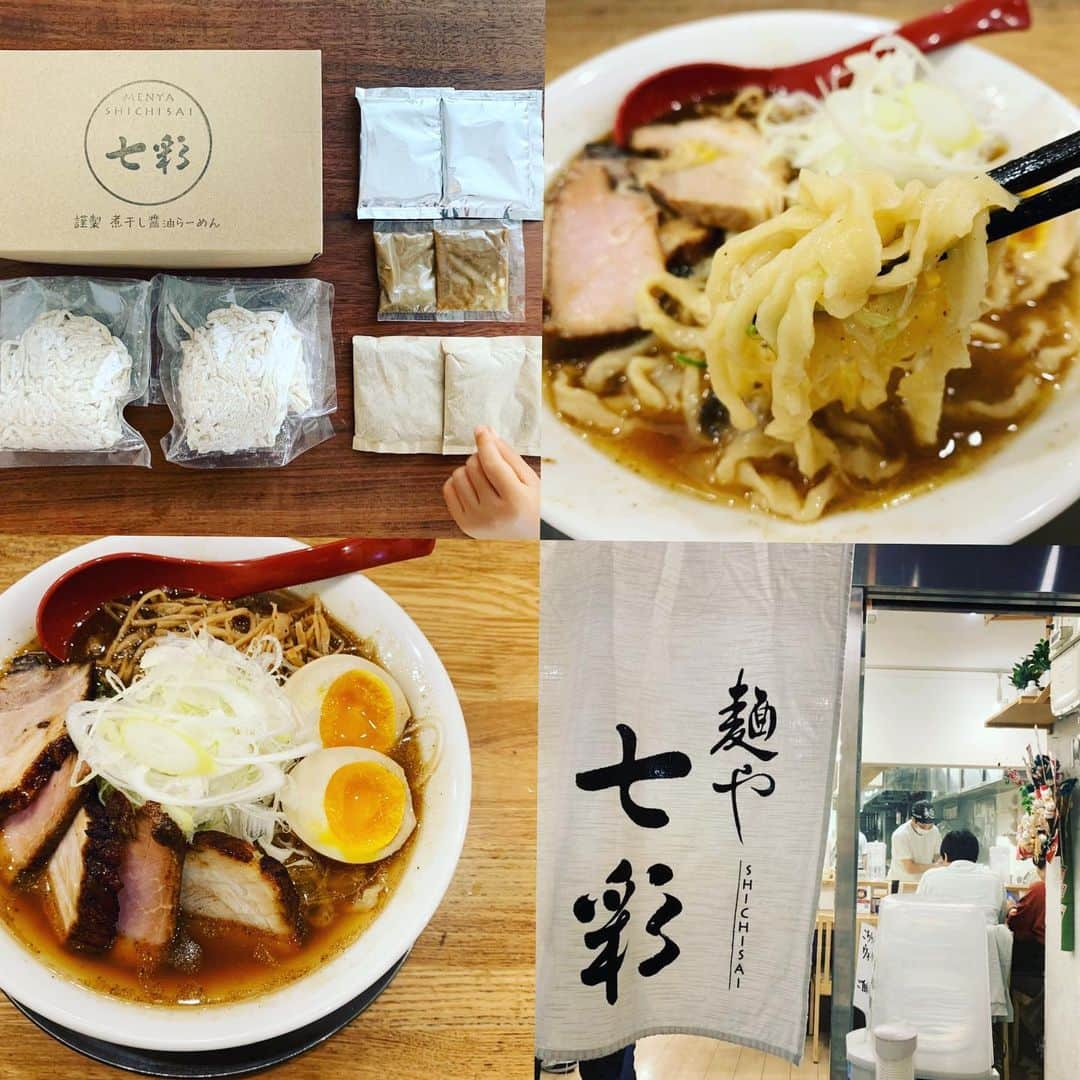 齊藤美絵さんのインスタグラム写真 - (齊藤美絵Instagram)「娘と一緒に食べられるラーメンに ついに出逢いました✨  無化調で、お店で注文を受けてから 麺を打つというこだわり！ 「麺や七彩」  嬉しいことに 麺とスープのお取り寄せが出来ます。  今日のような寒い日、 お家で簡単に出来て、 体の芯から温まるラーメン🍜💕 詳しくは、 ippinにてご紹介しています✨ ippin 麺や七彩↓↓ https://ippin.gnavi.co.jp/article-17357/  #ippin #お取り寄せ　#キュレーター　#グルメ　#無化調　#ラーメン　#麺や七彩 #親子で食べたいラーメン　#煮干し醤油　#だし　#あったかごはん　#麺　#フードマエストロ　#foodmaestro #ツタエルヒト。」12月7日 17時41分 - saitomie