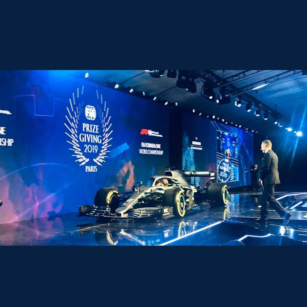 フェリペ・マッサさんのインスタグラム写真 - (フェリペ・マッサInstagram)「Congratulations to all champions awarded tonight in FIA @Paris at the #FIAPrizeGiving2019 . It was a very special #Motorsport competition season!! @fia.official @fia」12月7日 8時59分 - massafelipe