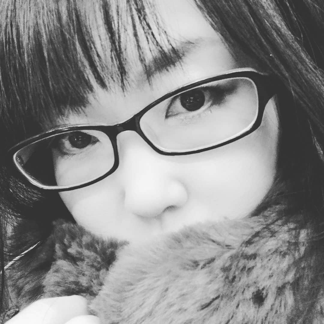 松井理子さんのインスタグラム写真 - (松井理子Instagram)「神保町 楽屋つきましたん。  素敵な小屋でございまして。  入った途端にお腹すいたモードが勃発。 ご飯が食べたくなるライブハウスって素敵^_^」12月7日 10時08分 - ume_ume_phot