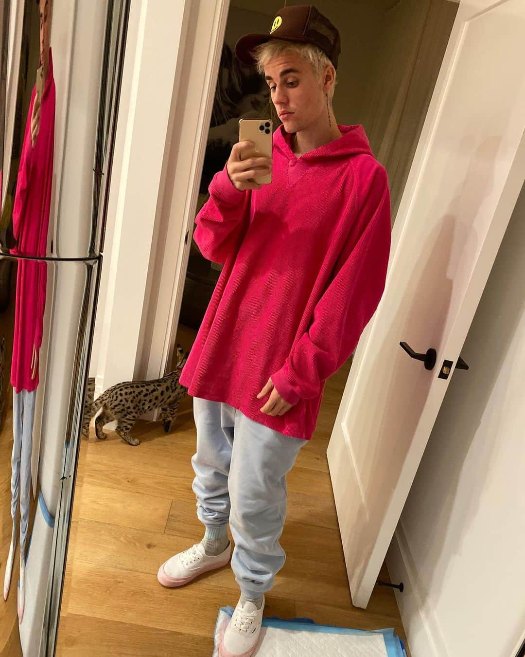 ジャスティン・ビーバーさんのインスタグラム写真 - (ジャスティン・ビーバーInstagram)「Love putting outfits together」12月7日 11時17分 - justinbieber