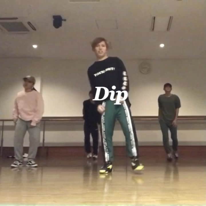 のインスタグラム：「Lesson's Choreography Dip / Tyga&Nicki Minaj @tyga @nickiminaj ・ ・ ・ ・ #ダンスレッスン #レッスン動画 #ダンス #ダンサー #dancehall #hotdance #choreograph #choreo #hiphop #hiphopdance #ヒップホップダンス #ヒップホップ #tyga #nickiminaj #dip #dancelesson #dancemove #dancemovie #いいね返し̈ #l4l #urbanchoreography #ダンススタジオ #ダンス動画 #tokyoshit #adidas #bestdance #urbandance #dancecamp #yastinchoreo」