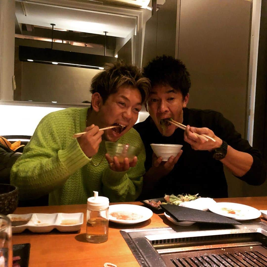 武井壮さんのインスタグラム写真 - (武井壮Instagram)「皇治KOおめでとう 豪遊はまた次な！！ #皇治  #k1」12月7日 12時56分 - sosotakei