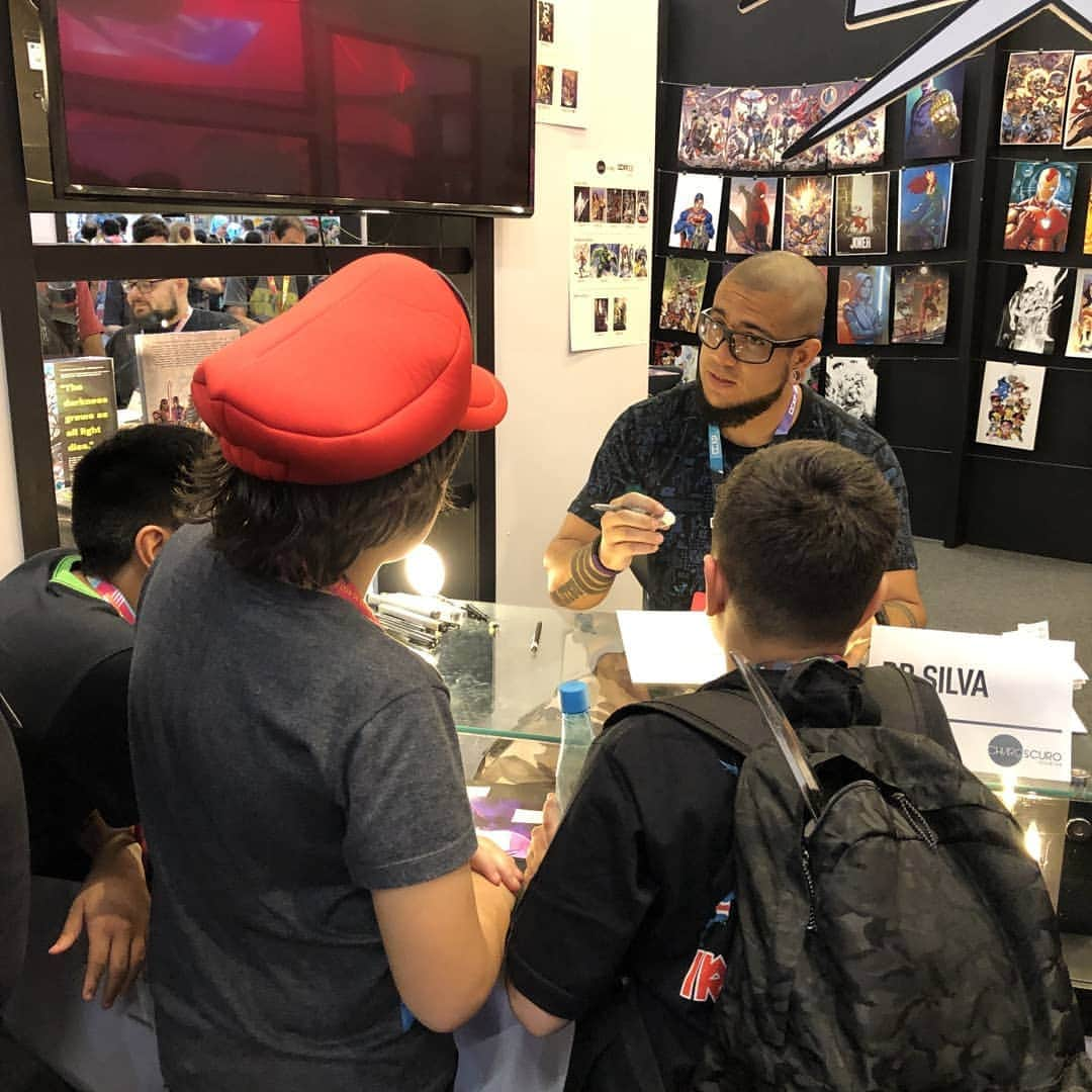 RB Silvaさんのインスタグラム写真 - (RB SilvaInstagram)「Momentos #CCXP2019」12月7日 13時35分 - rbsilva_comics