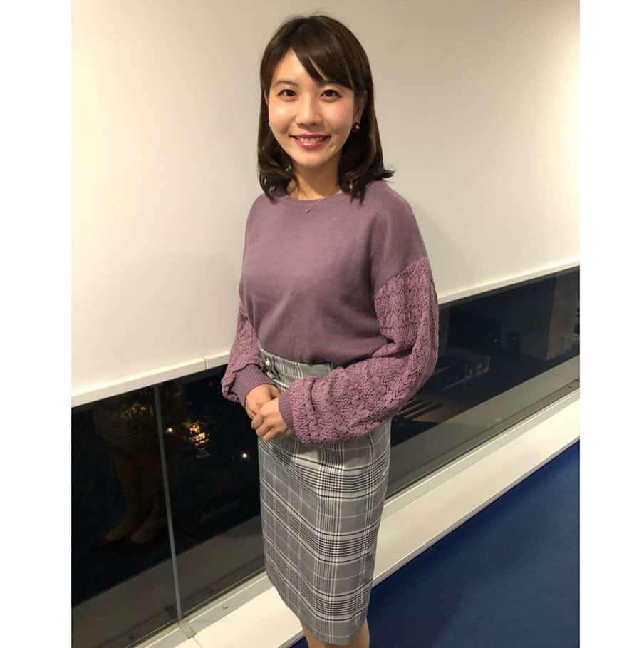 東條麻依子さんのインスタグラム写真 - (東條麻依子Instagram)「最近はぐっと気温が下がりましたね❄️🍂防寒対策をしっかりとしてください！ . TSCnews5の衣装紹介⭐️ . 月曜日から水曜日は、 earth music&ecology イオンモール岡山店 でお借りしています！ . 首元のビジューがかわいいですよね！暖かくて機能性も抜群です😊 . #テレビせとうち#TSCnews5 #衣装#提供#earthmusicandecology  #アナウンサー」12月7日 15時13分 - maiko_tojo