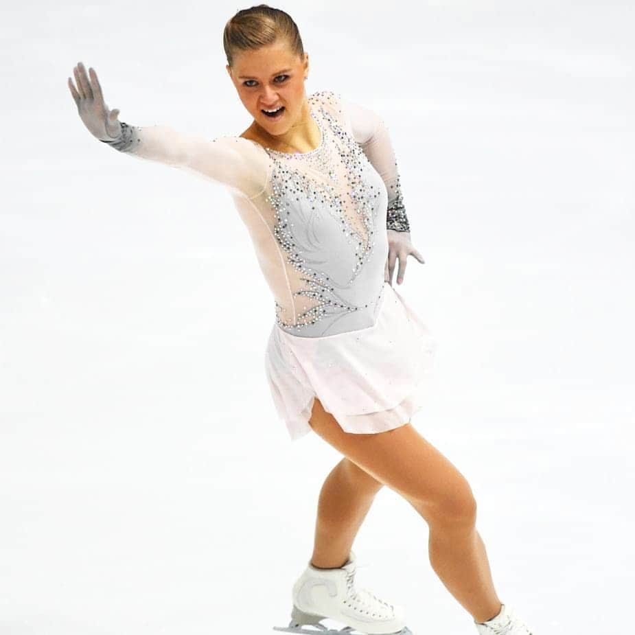 ダーシャ・ゲルムさんのインスタグラム写真 - (ダーシャ・ゲルムInstagram)「My thoughts are still wrapped around my skating here in Zagreb. Funny thing is that I got my personal best in SP, I got my second best scores overall and a little higher scores for my FP than last year here and as I remember, I was really happy with my performance last year, but... This year is different, I got so much better that good is not good enough for me anymore, especially not in this time of the season. My expectations got higher, I know I can do more and I'm so pissed I didn't show it already, but trust me, I will. Good things are happening to a good people, I believe. 😉  #figureskating #edeaskates #icefly #johnwilsonblades #sannamoda #joy #emotions #myjob #mylove」12月7日 15時32分 - grmdas