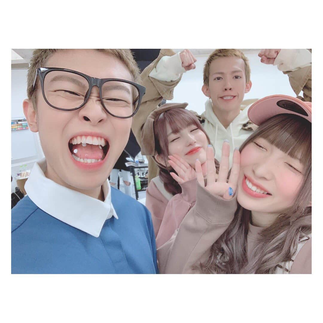 かすさんのインスタグラム写真 - (かすInstagram)「. お待たせしました 今日青ラブ動画あがるよー！ . ルミネエストで撮影したんだよ . はじめて撮影許可降りたんだよ すごいね . #青ラブ #青春しゅわしゅわクラブ  #ルミネエスト #ルミネエスト新宿」12月7日 15時52分 - kasuu_kasu