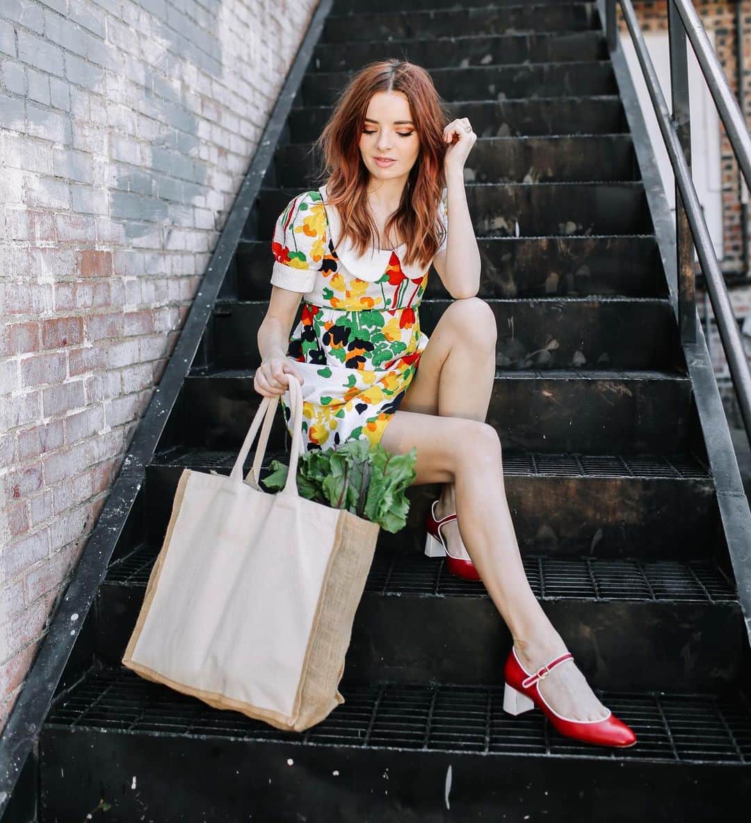 ジェーン・アルドリッジのインスタグラム：「🍅🥬🍍 this mod dolly dress is one of my all time favorites 🥰」