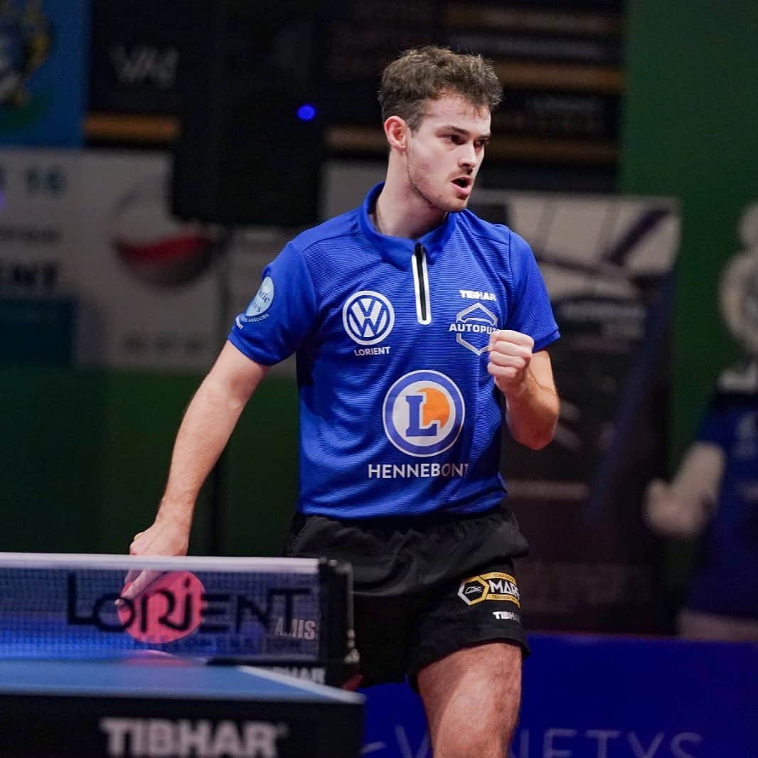 サム・ウォーカーのインスタグラム：「It’s been a very tough few weeks for me personally but it felt so good to help the team qualify for the Champions League quarter finals the other night! 😃💪🏻 I managed to win my match 3-0 and the team won 3-1!! 🏓🔵」