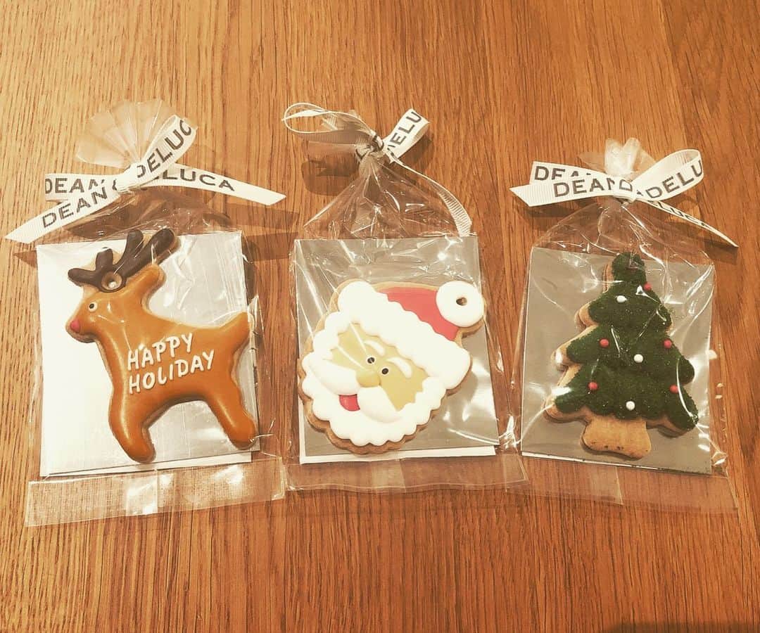 田中理恵さんのインスタグラム写真 - (田中理恵Instagram)「クリスマスの季節ですね🎄 可愛いクッキーいただきました😍🍪」12月7日 19時01分 - riiiiiie611