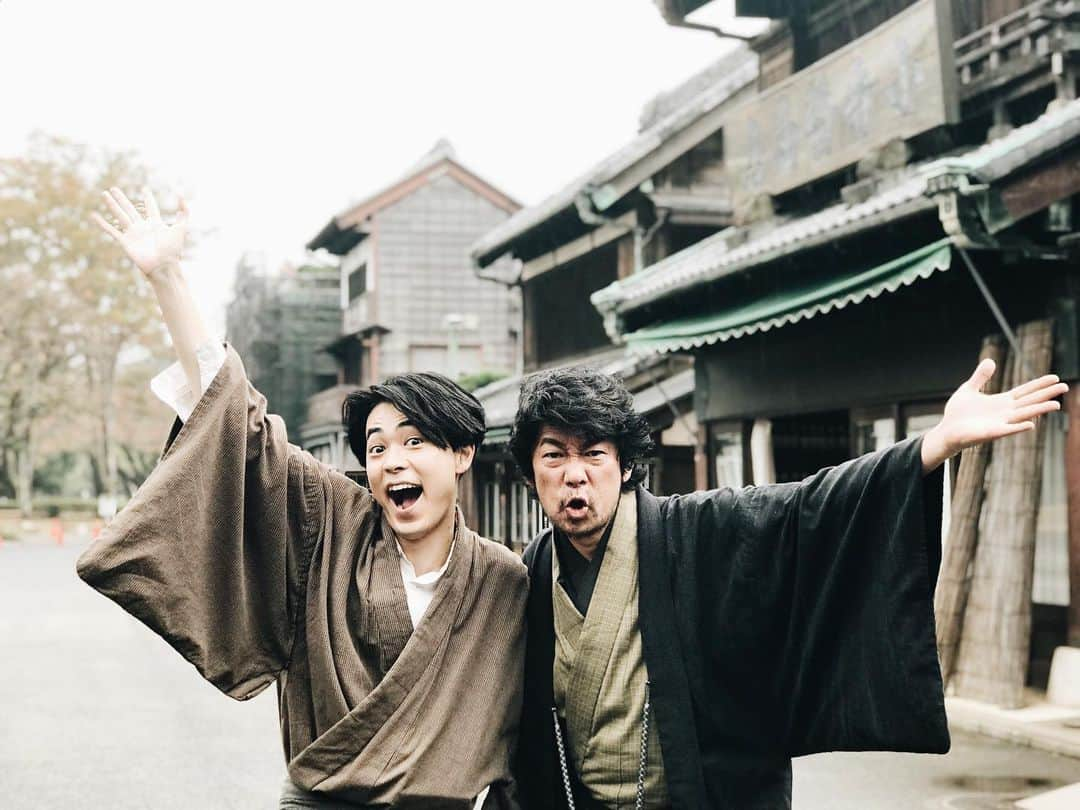 成田凌さんのインスタグラム写真 - (成田凌Instagram)「「カツベン！」公開まで1週間きりました！  12月13日まで もう少々お待ちを！」12月7日 19時27分 - _ryonarita_