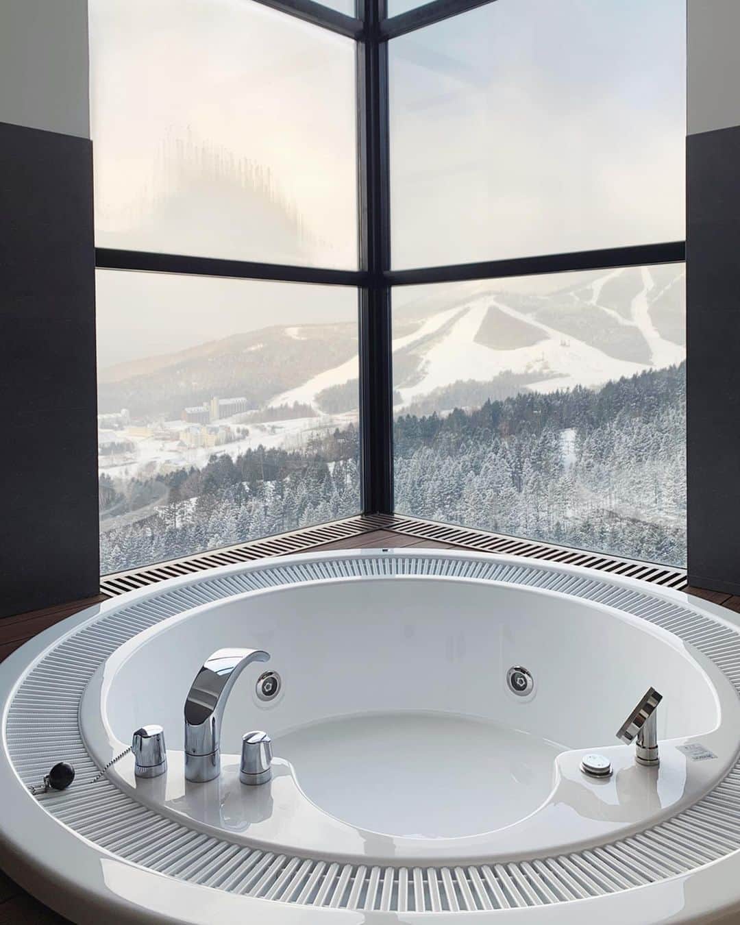 舞川あいくのグルメインスタ