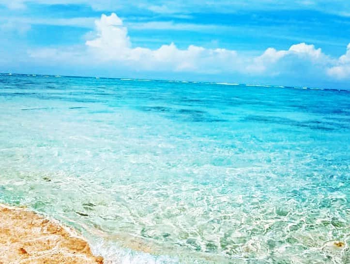 大矢真夕さんのインスタグラム写真 - (大矢真夕Instagram)「love beach life 🌞🏝🧡 . . . #beachstyle #beautifulsea #beachgirl #beautifulmatters #海 #ビーチ #travelandlife #beautifulworld #旅 #bikini #natureperfection #アウトドア #鹿児島 #moodygrams #写真部 #百合が浜 #sheisnotlost #与論島 #tropicalvibes #光 #沖縄旅行 #beachlife #island #沖縄  #travelandleisure #写真 #bestvacations #季節 #ビキニ #水着」12月7日 19時40分 - mayuohya