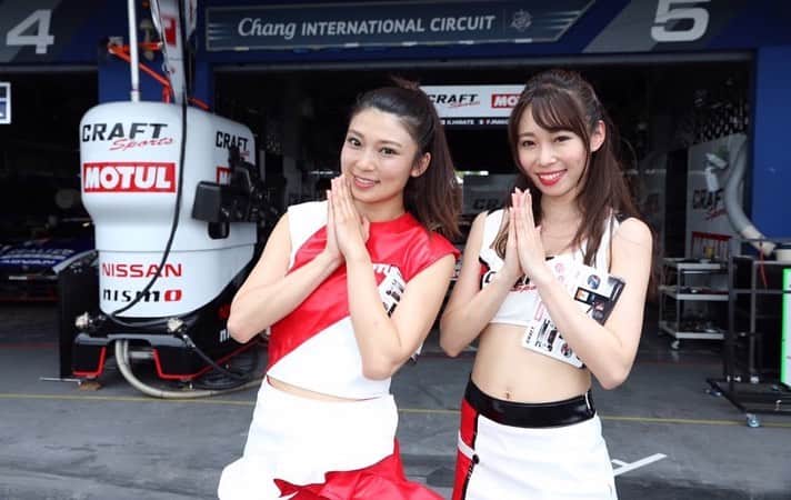 辻井美香さんのインスタグラム写真 - (辻井美香Instagram)「2019♡  #supergt2019 #sgt #supergt #motorsports #🏁 #MOTUL #NISSAN #NISMO #gtr #carracing #racequeen #RQ #gridgirls #望月さとみ #辻井美香  #followus」12月7日 19時44分 - tsujii_yoshika