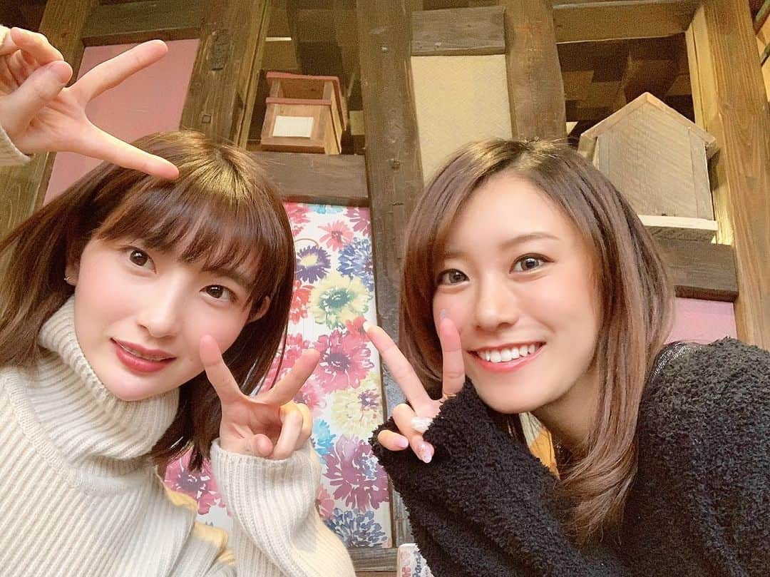 岸野里香さんのインスタグラム写真 - (岸野里香Instagram)「マブダチ🧚🏻‍♀️またまた奈良で会いました💙 にゃんにゃんコンビ✌🏻」12月7日 20時15分 - rikakishino_official