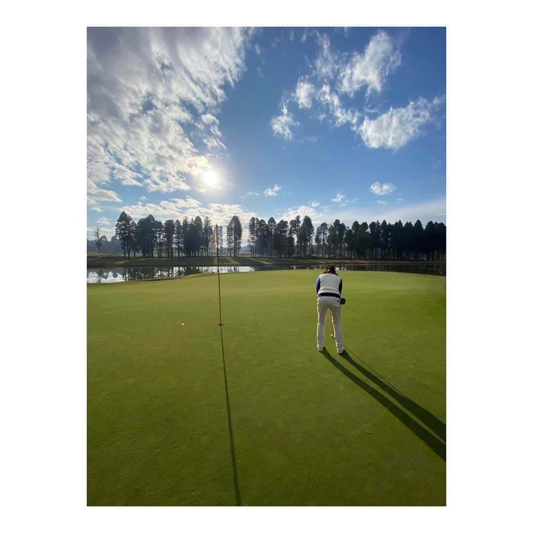 中西希のインスタグラム：「寒くても良いからゴルフがしたい。 うずうず。  #golf」