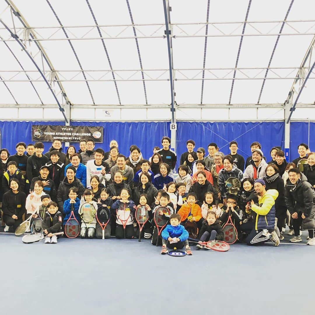 伊達公子さんのインスタグラム写真 - (伊達公子Instagram)「adidasイベント スポル品川大井町でありました。 久々にadidas teamに会いました。 MCのケチャップさんにも！ 参加された子どもたち、皆さんと楽しいひと時でした。 #伊達公子  #kimikodate  #テニス #テニスプレーヤー #テニスプレイヤー  #tennis  #tennisplayer  #instatennis  #instasports  #アディダス  #adidas  #adidasjapan  #アディダスジャパン  #adidastennis  #アディダステニス  #内山靖崇  #穂積絵莉  #加藤未唯  #吉富愛子  #ケチャップさん」12月7日 21時17分 - kimiko.date