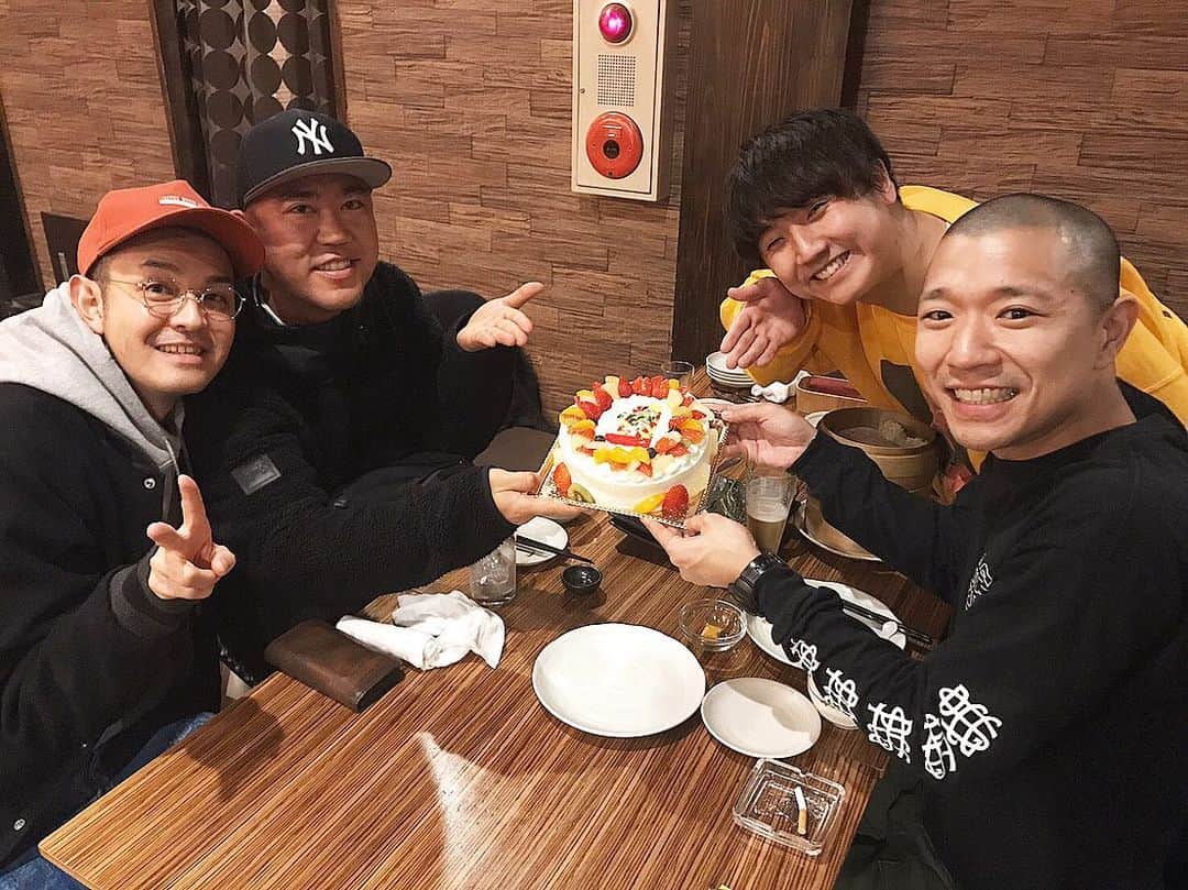 高見雄登のインスタグラム：「ヒガチキありがとうございました！ #ヒガチキ #吉本坂46#タピオカ #そそり立つ壁#それはごめんなさいでした」