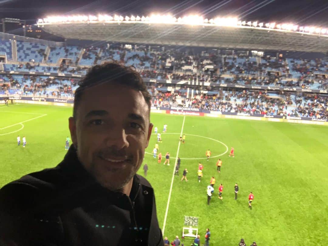 ウェリグトンのインスタグラム：「Es siempre un placer volver al `TEMPLO’ Templo este q siempre me trae grandes recuerdos 💙💙💙Y feliz por la victoria .」