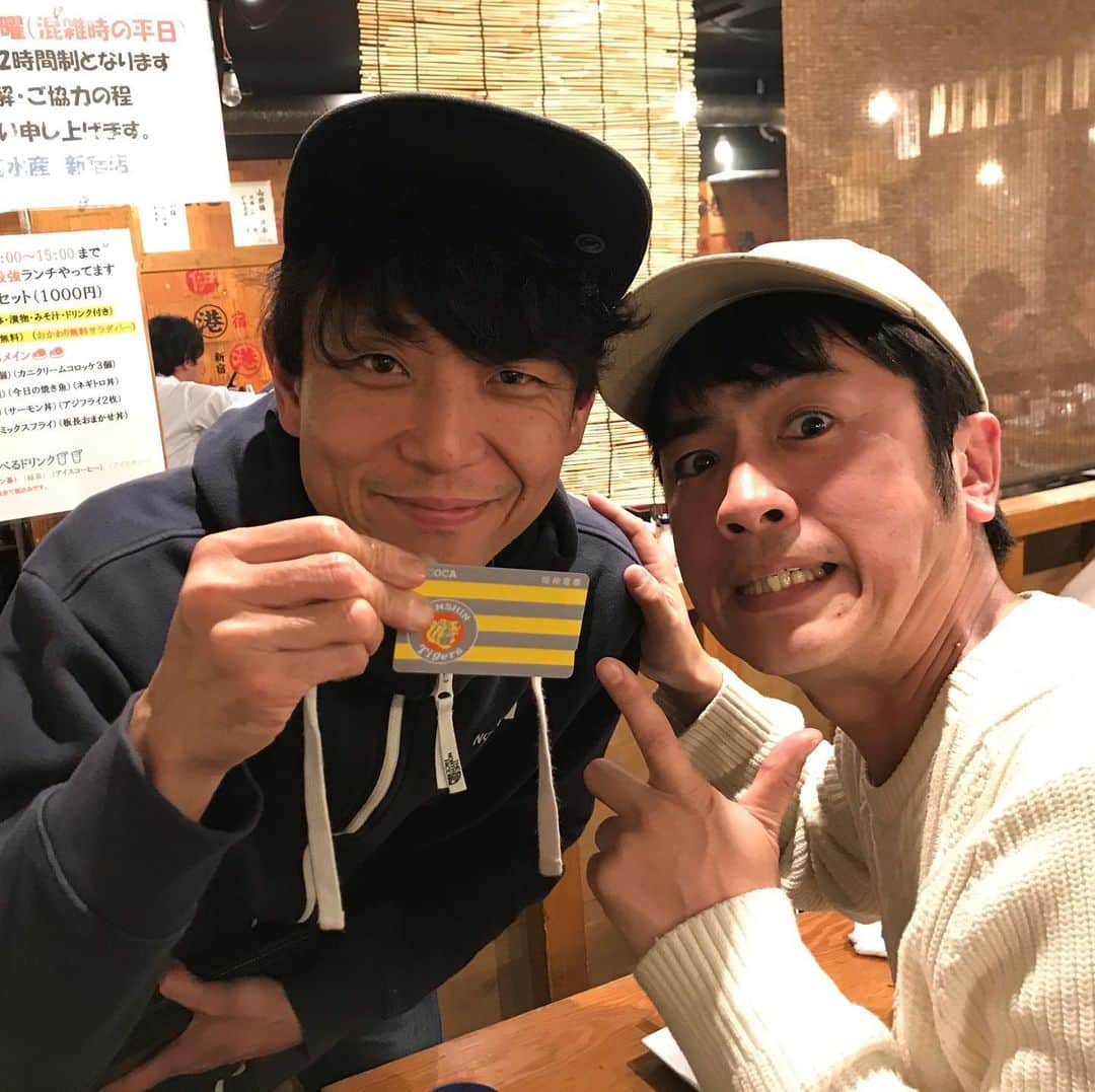 満田伸明さんのインスタグラム写真 - (満田伸明Instagram)「黒さんとデート❤️ ICOCAやないで‼︎ #アンバランス #黒川忠文 #バイク好き　#満田伸明 #ZUKKOKE」12月7日 22時04分 - mitsusya