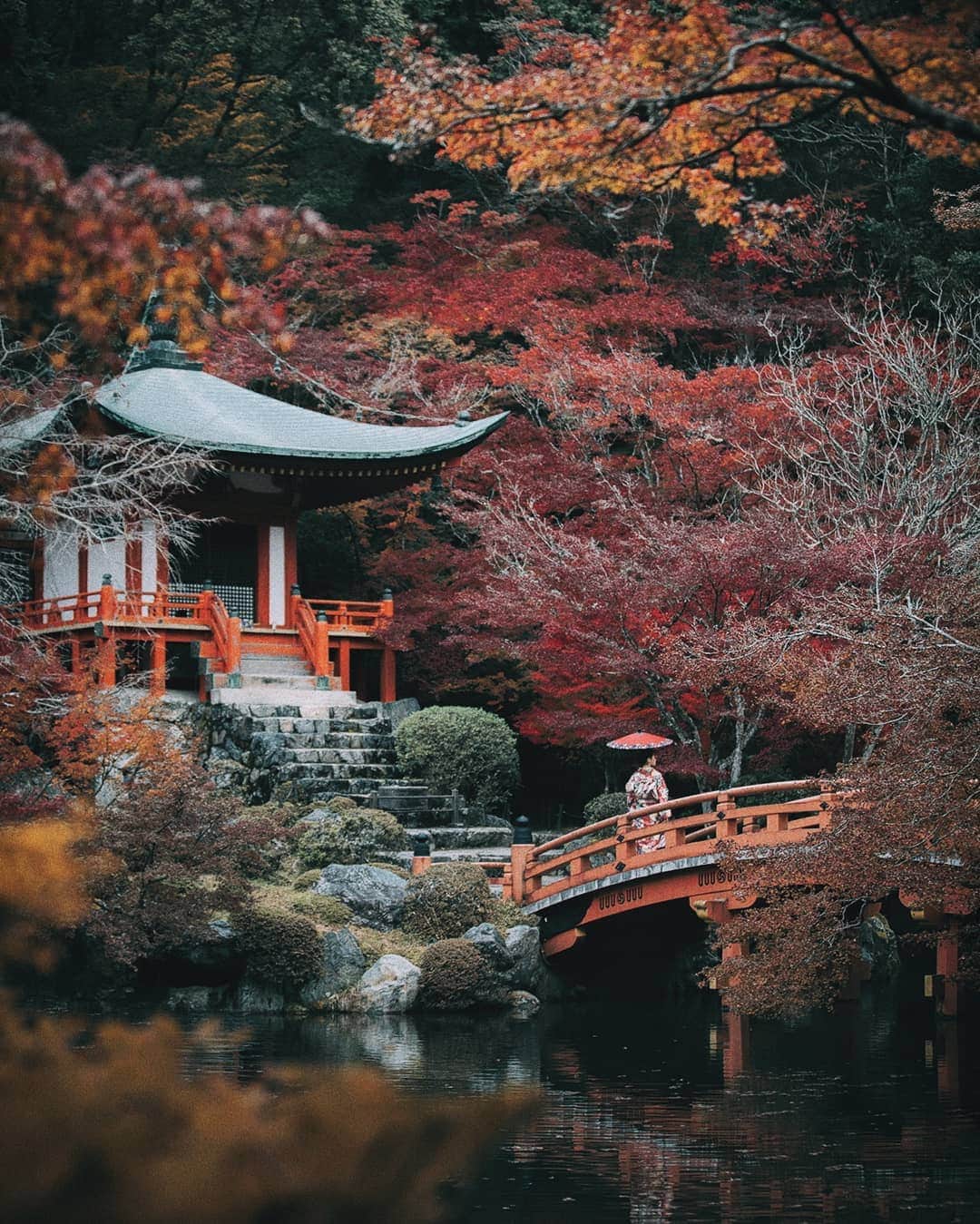 Berlin Tokyoのインスタグラム：「Humble yet exquisite, Kyoto’s cultural heritages represent Japanese appreciation of nature and the traditions. . . . #hellofrom #kyoto #japan」