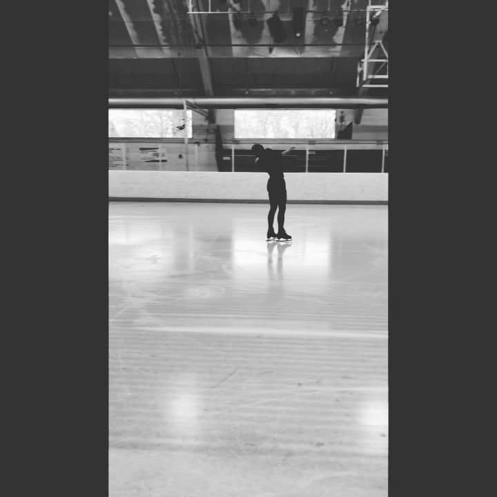 ヴィクトール・ファイファーのインスタグラム：「I appreciate the art, passion and attention to detail #usfsa #edges #art #scw」